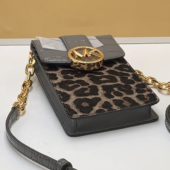 Brand New with Tag
Michael Kors Carmen Small NS Phone XBODY HairCalf Grey Multi - Picture 11 of 16